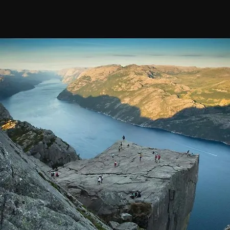 Comfortable Apartment, 10min Airport Daire Stavanger